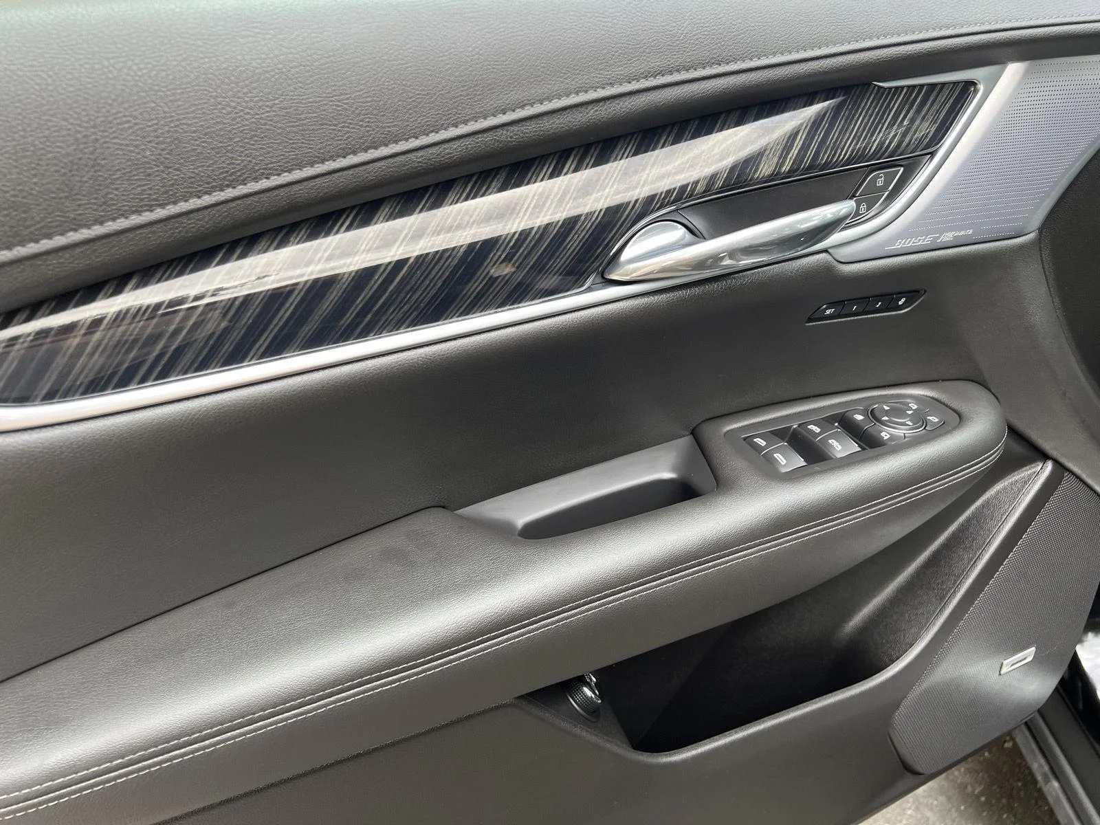 2024 Cadillac XT6 Premium Luxury - Photo 7
