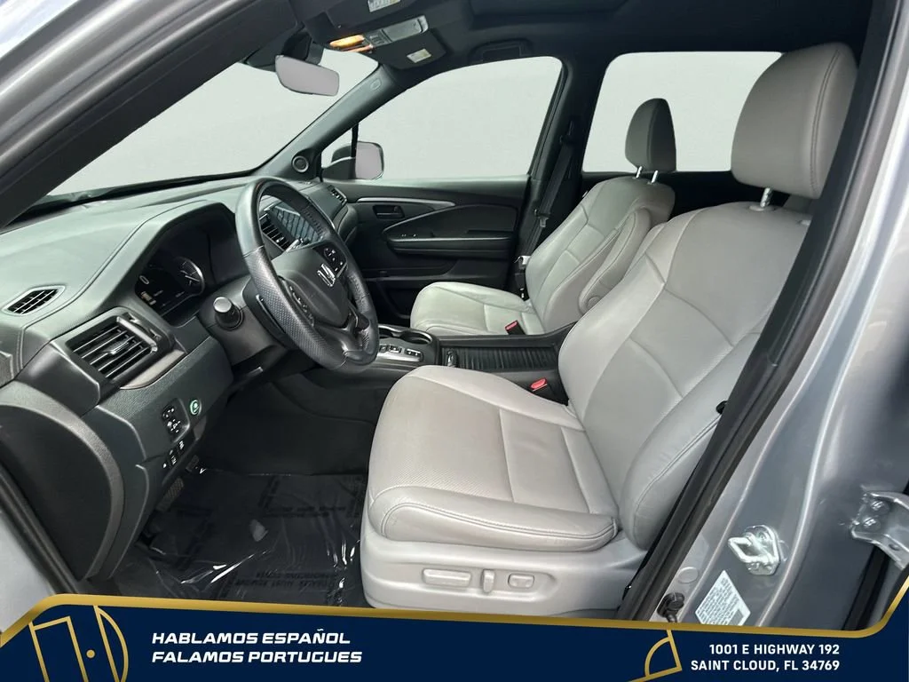 Used 2023 Silver Honda AWD EX-L image 12