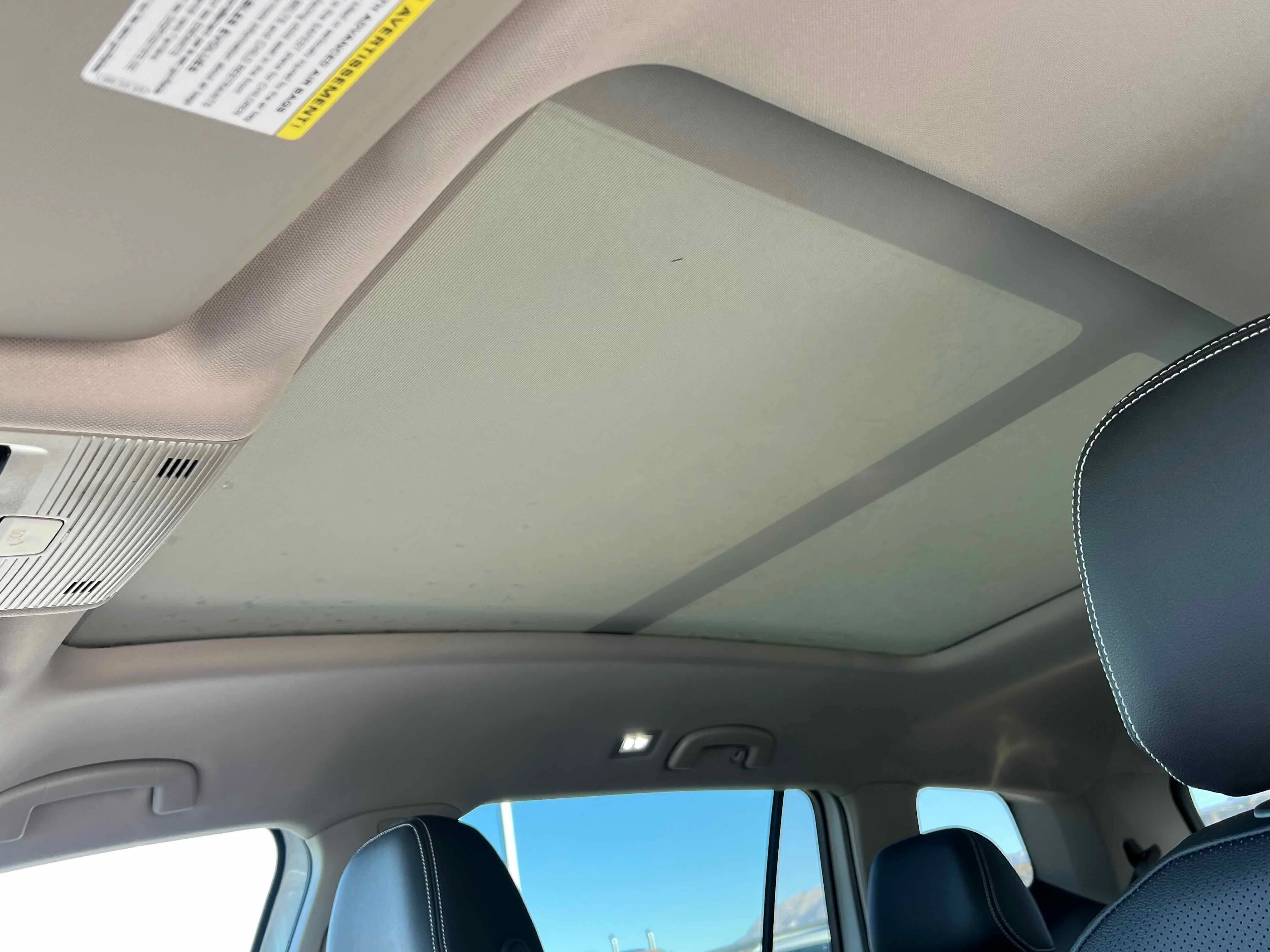 New 2026 Opal White Volkswagen 2.0T SE w/Technology image 18