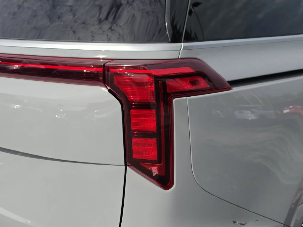 Used 2025 White Kia EX image 50