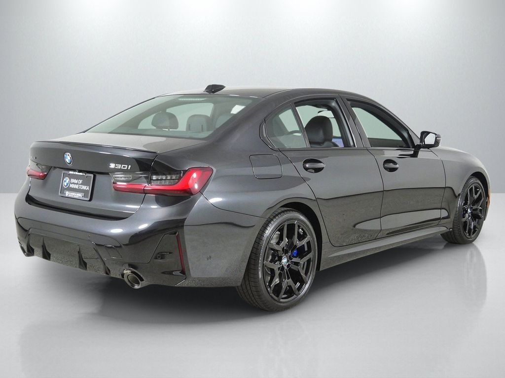 New 2026 Black Sapphire Metallic BMW 330i xDrive image 9