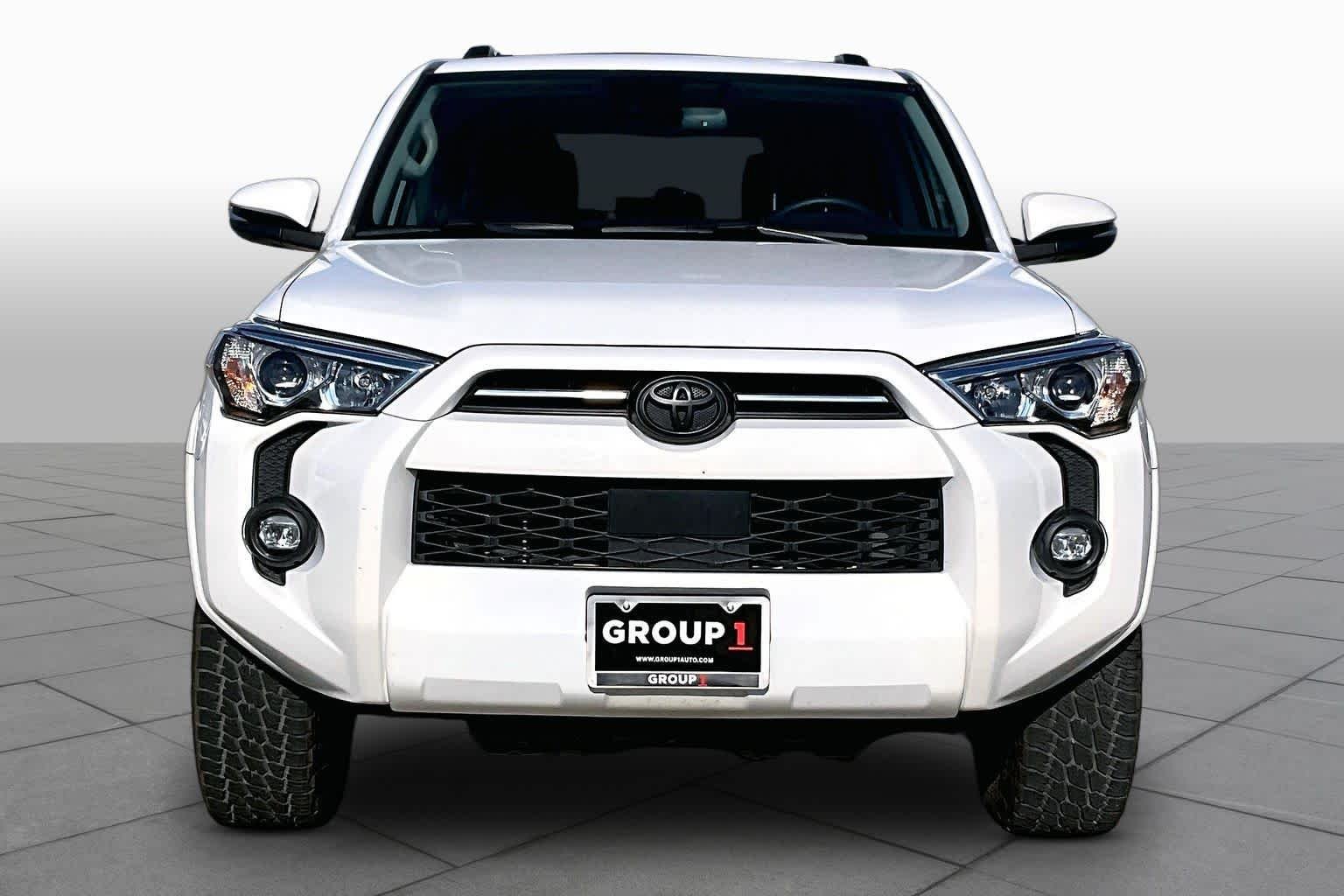 Used 2022 White Toyota SR5 Premium image 4