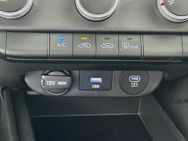 New 2026 White Hyundai SE image 17