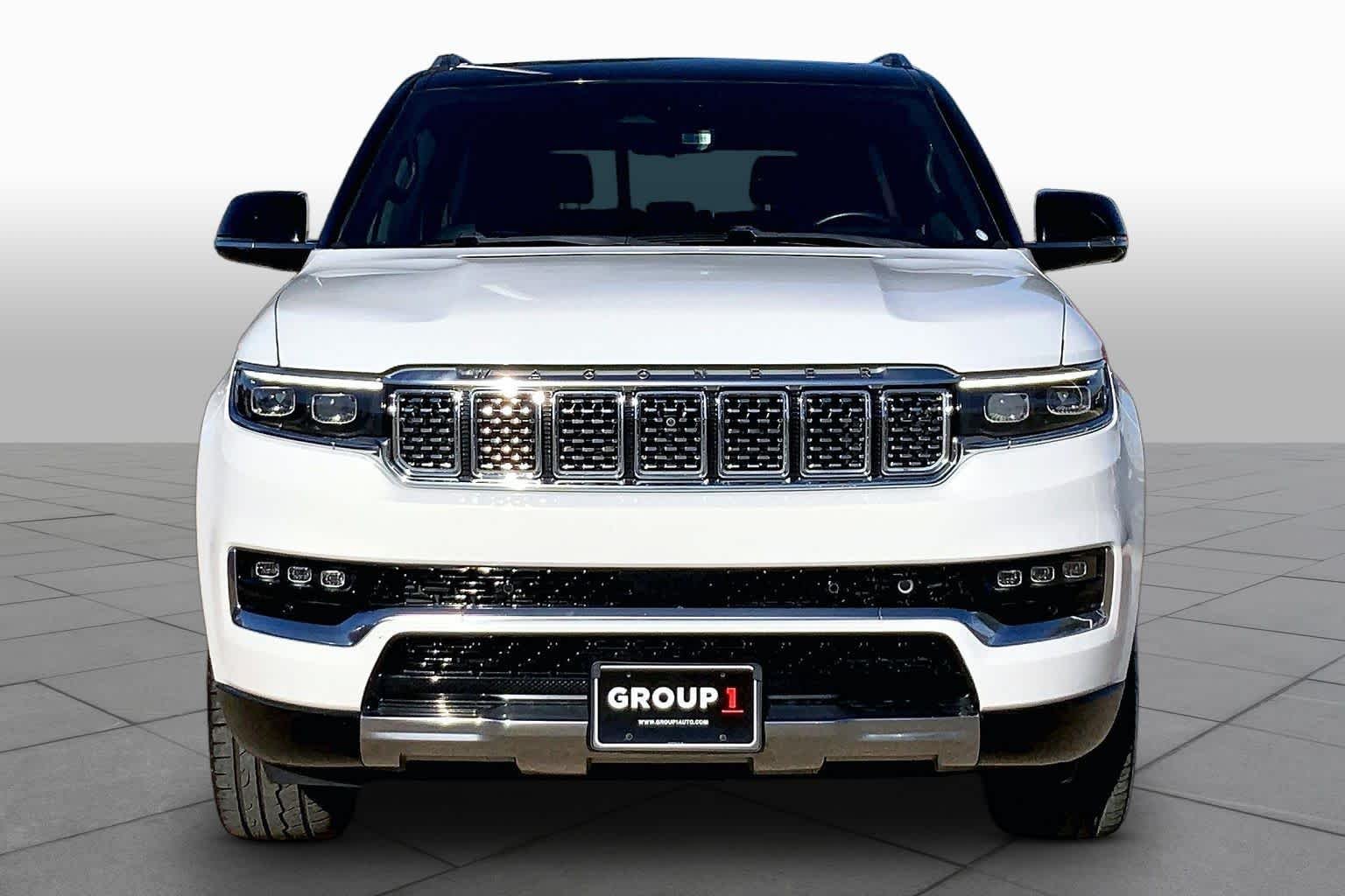 Certified Used 2024 Bright White Clearcoat Jeep Series III image 4