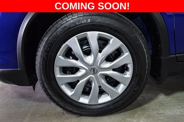 Used 2017 Blue Nissan S image 13