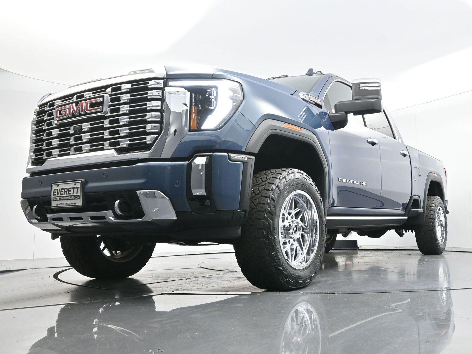 Used 2024 Downpour Metallic GMC Denali image 41