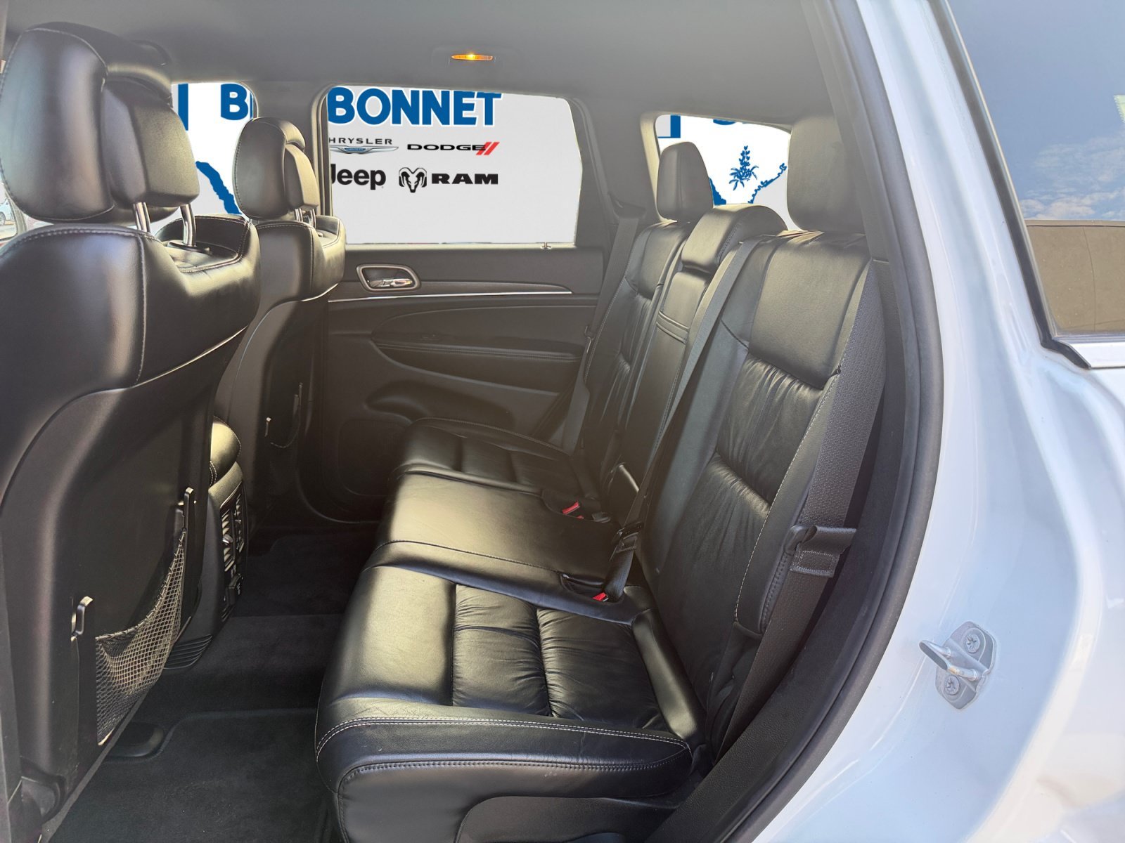 Used 2015 Bright White Clearcoat Jeep Limited image 21