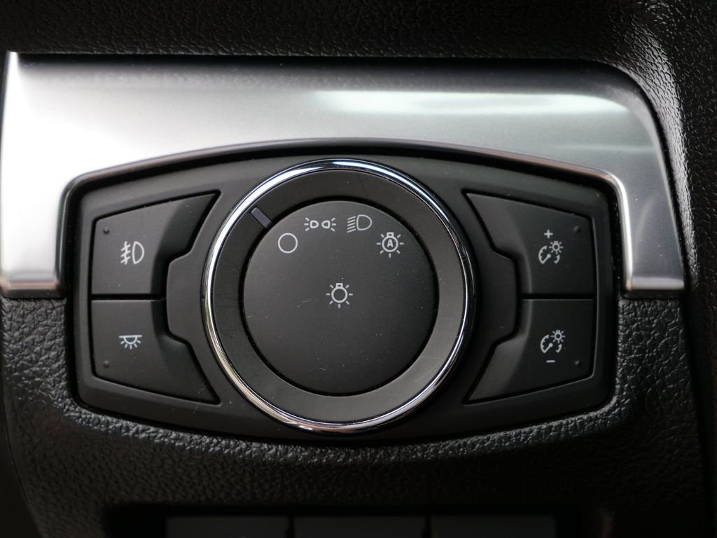 Certified Used 2018 White Ford Sport image 17