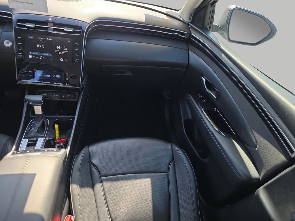 Used 2022 Quartz White Hyundai SEL image 16