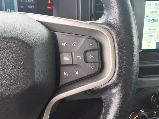 Used 2023  Ford Base image 14