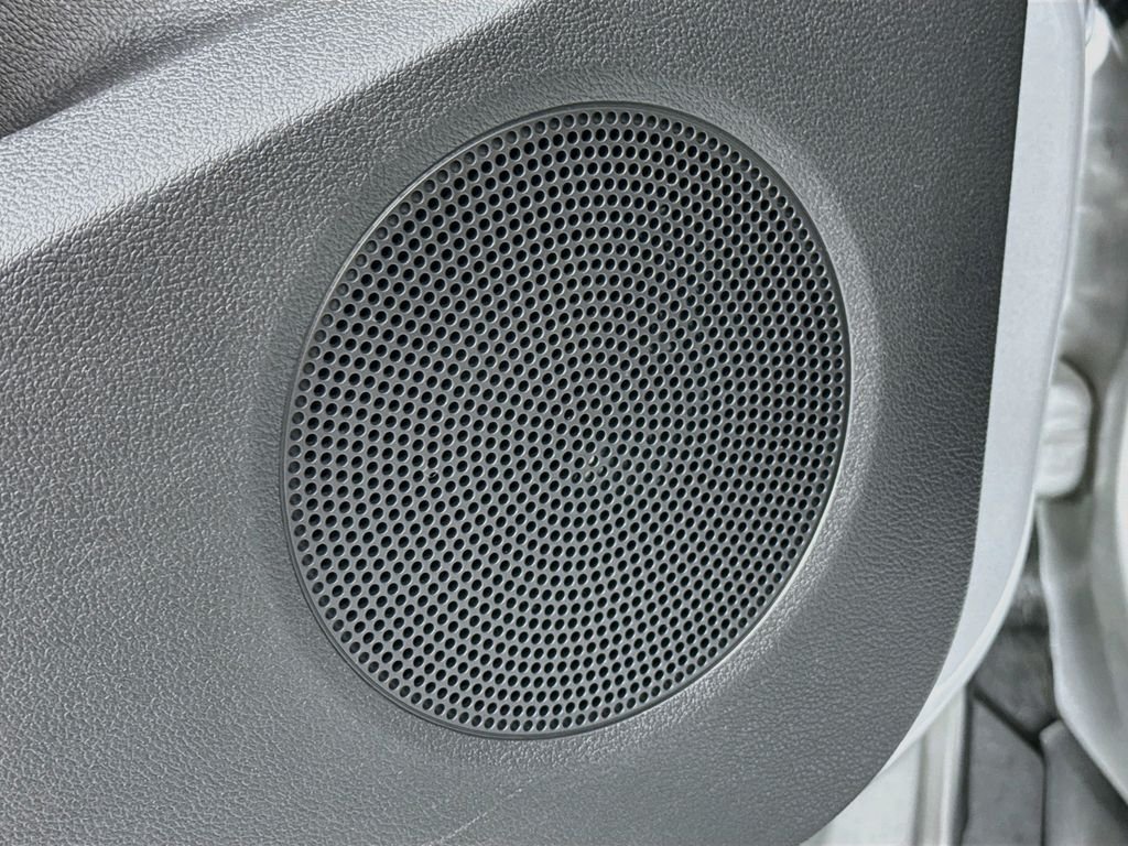 Used 2013 Silver Ford Titanium image 19