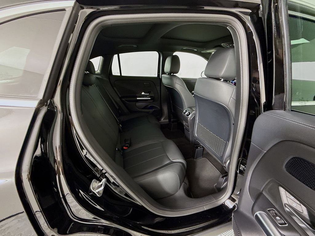 Used 2026 Black Mercedes-Benz GLA 250 image 29