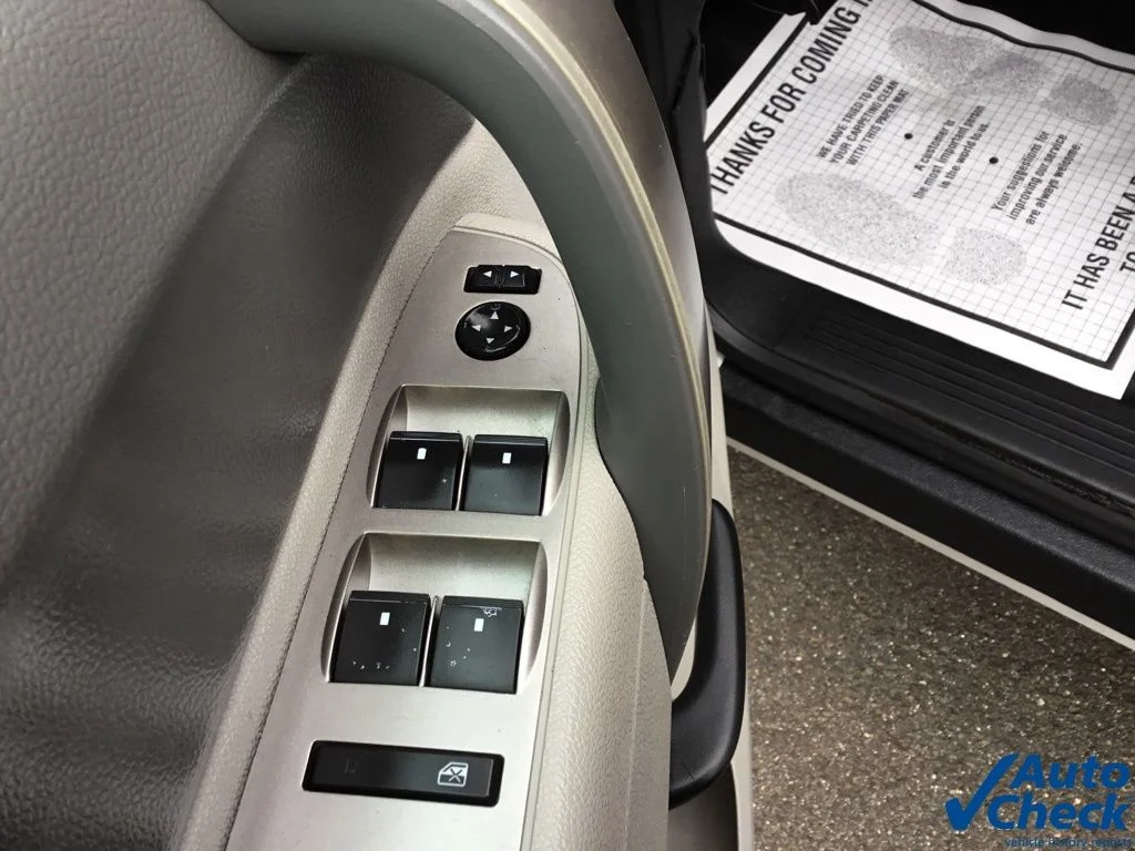 Used 2013 White GMC Work Truck image 38
