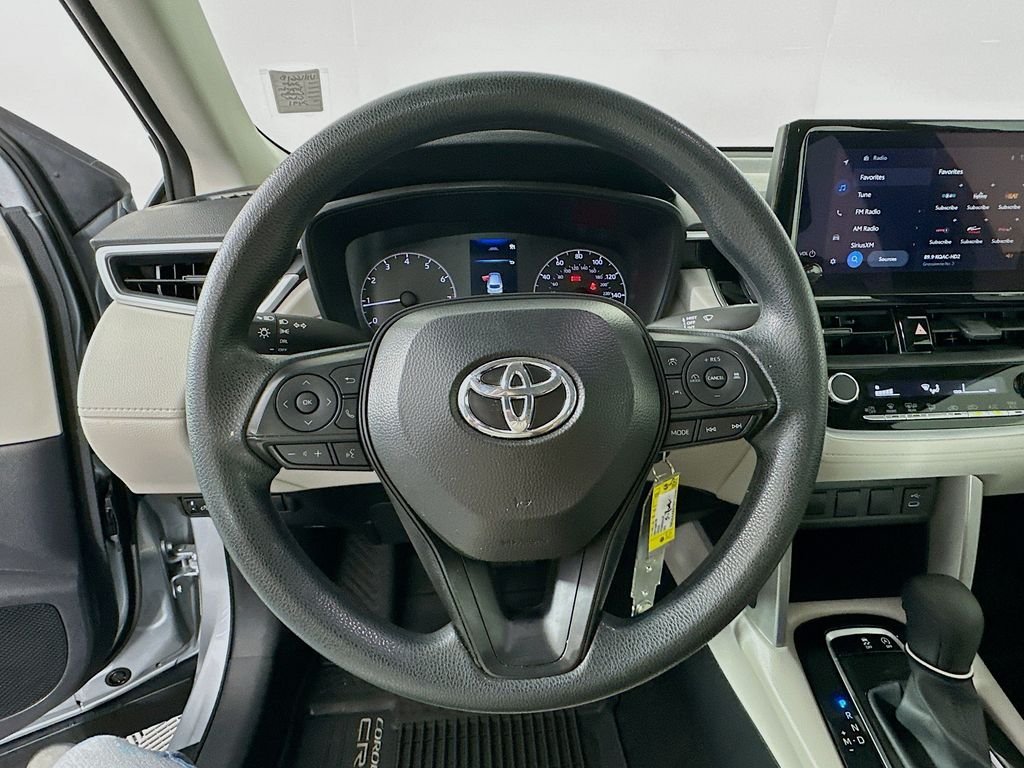 Used 2025 Silver Toyota L image 12