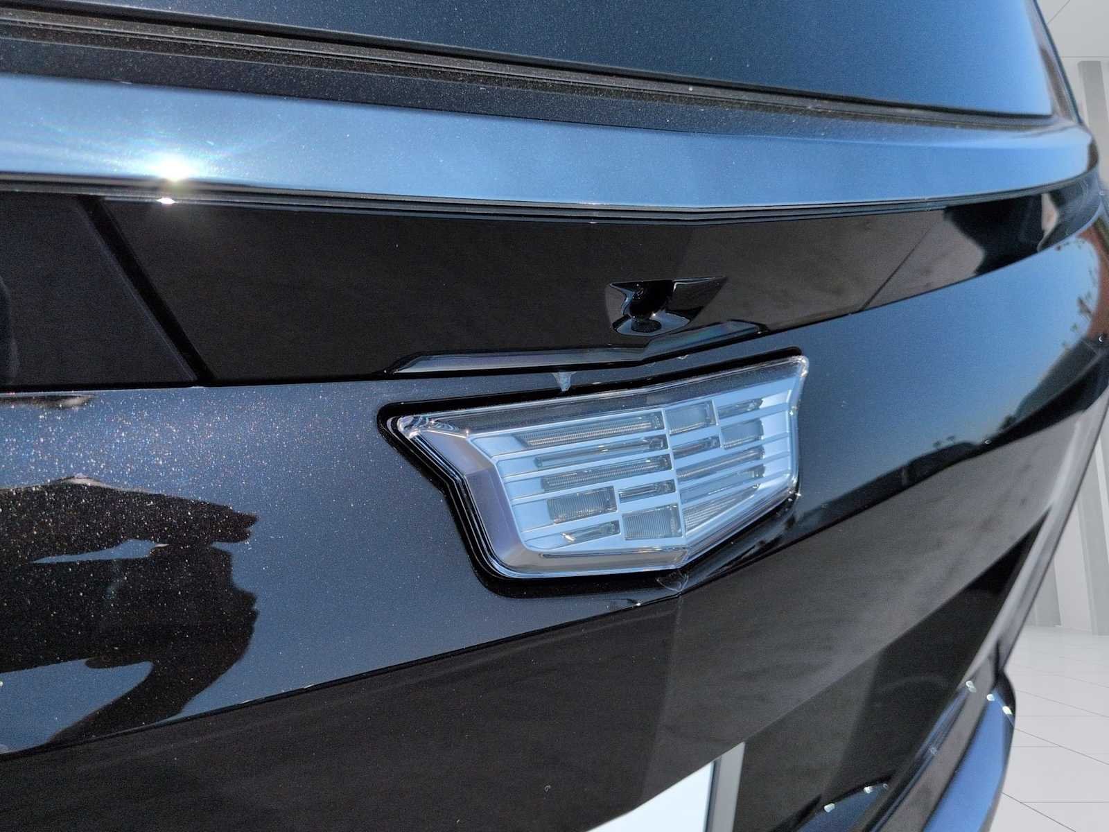 2027 Cadillac VISTIQ Sport - Photo 8