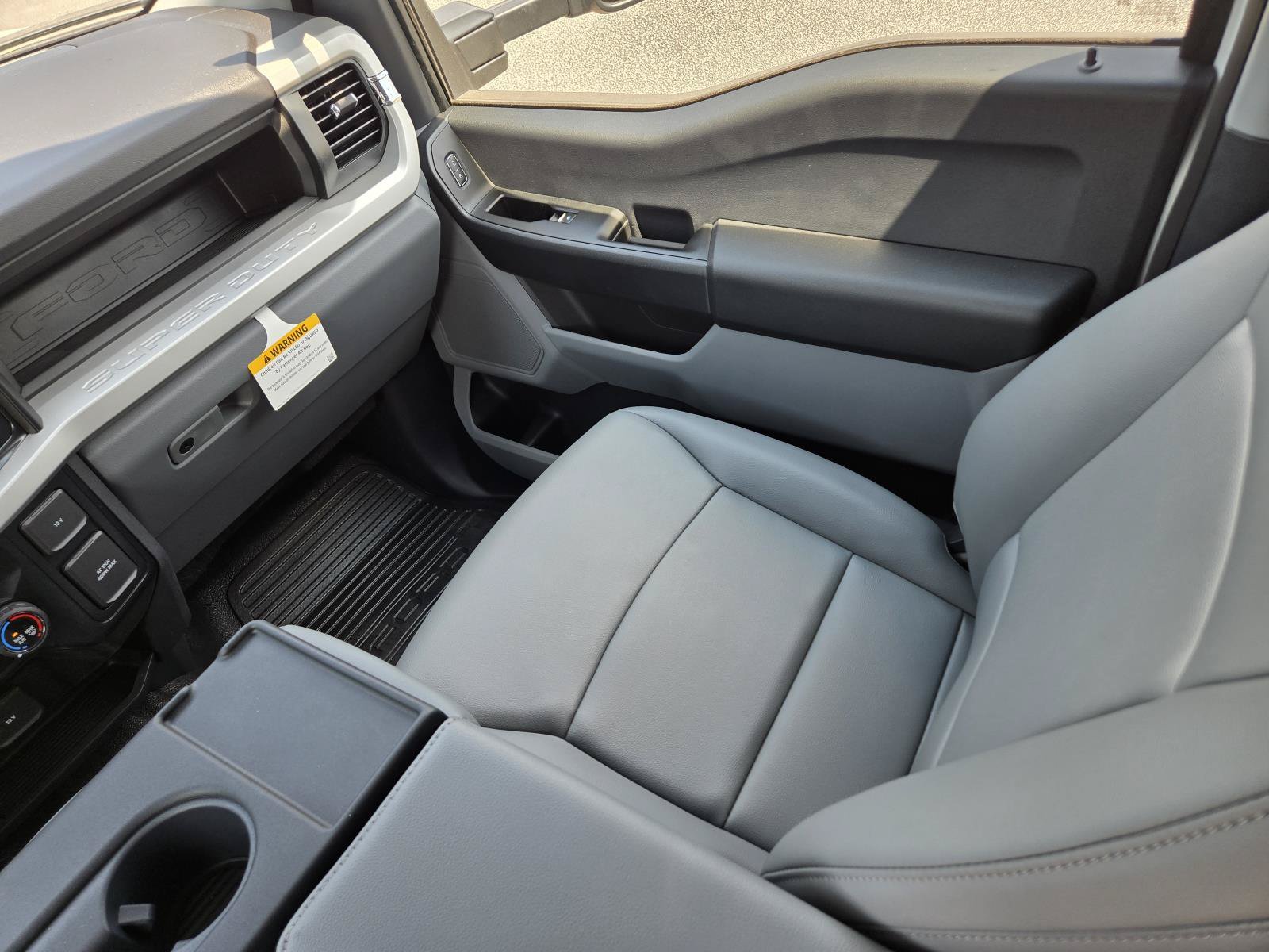 New 2026 Oxford White FORD F-350® XL image 20