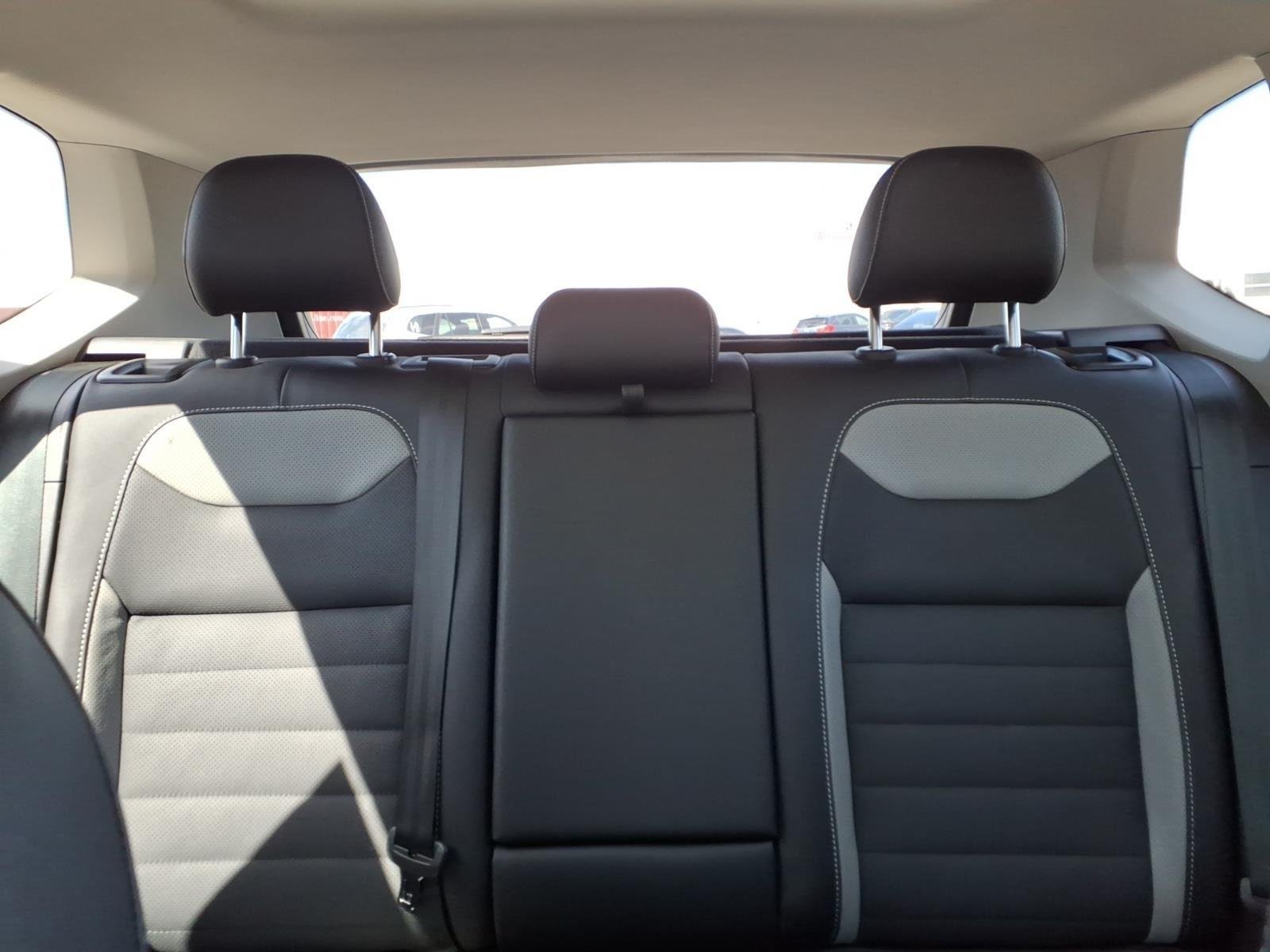 2022 Volkswagen Taos SEL - Photo 38