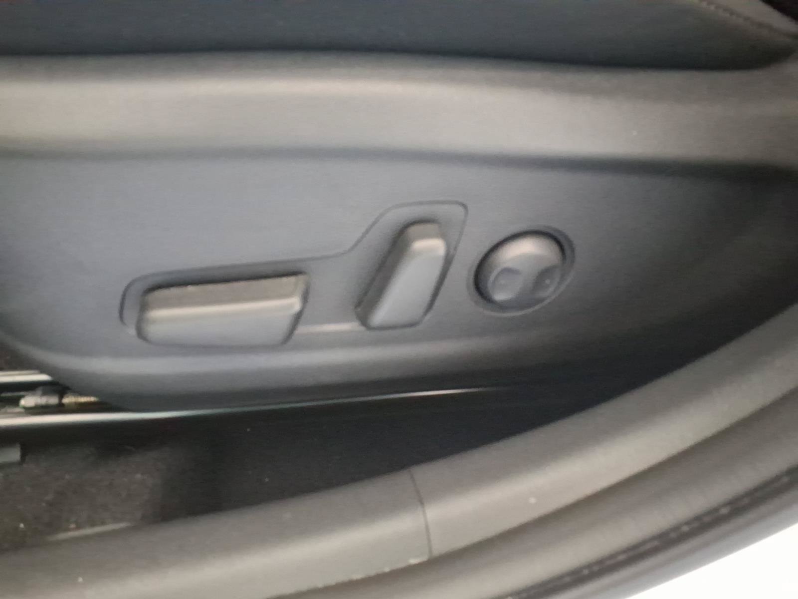 2023 Hyundai Kona SEL - Photo 19