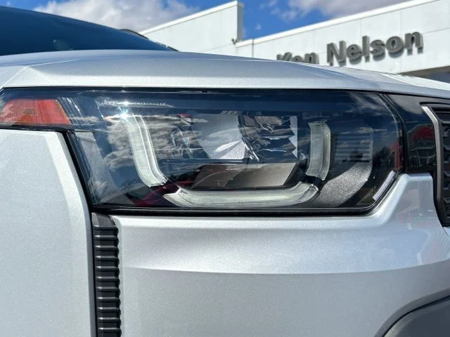 New 2026 Silver Jeep Overland image 23