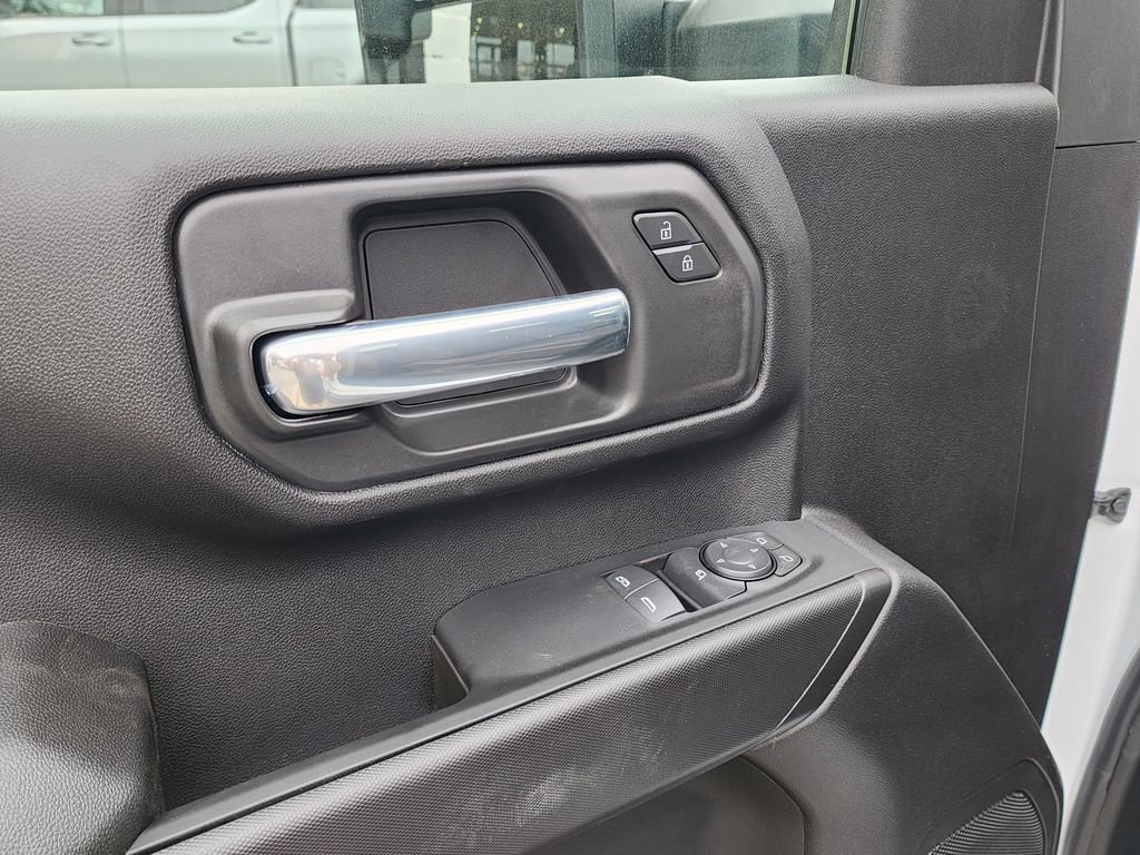 2026 GMC Sierra 3500HD Pro - Photo 19