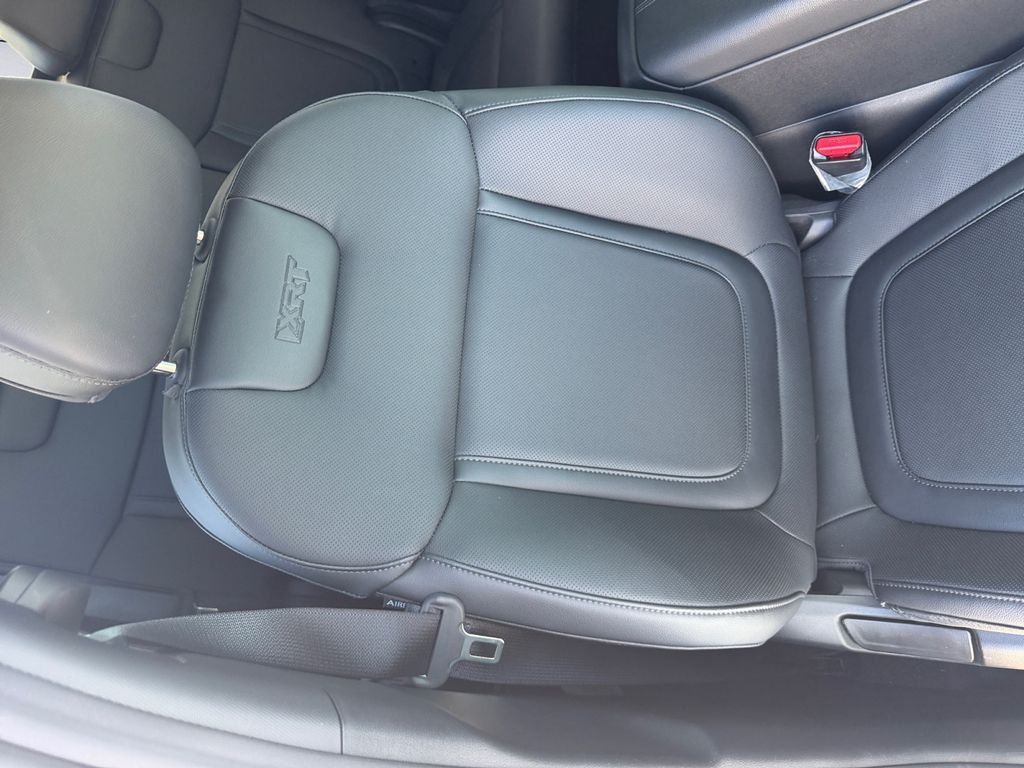 Used 2025 Green Hyundai XRT image 14