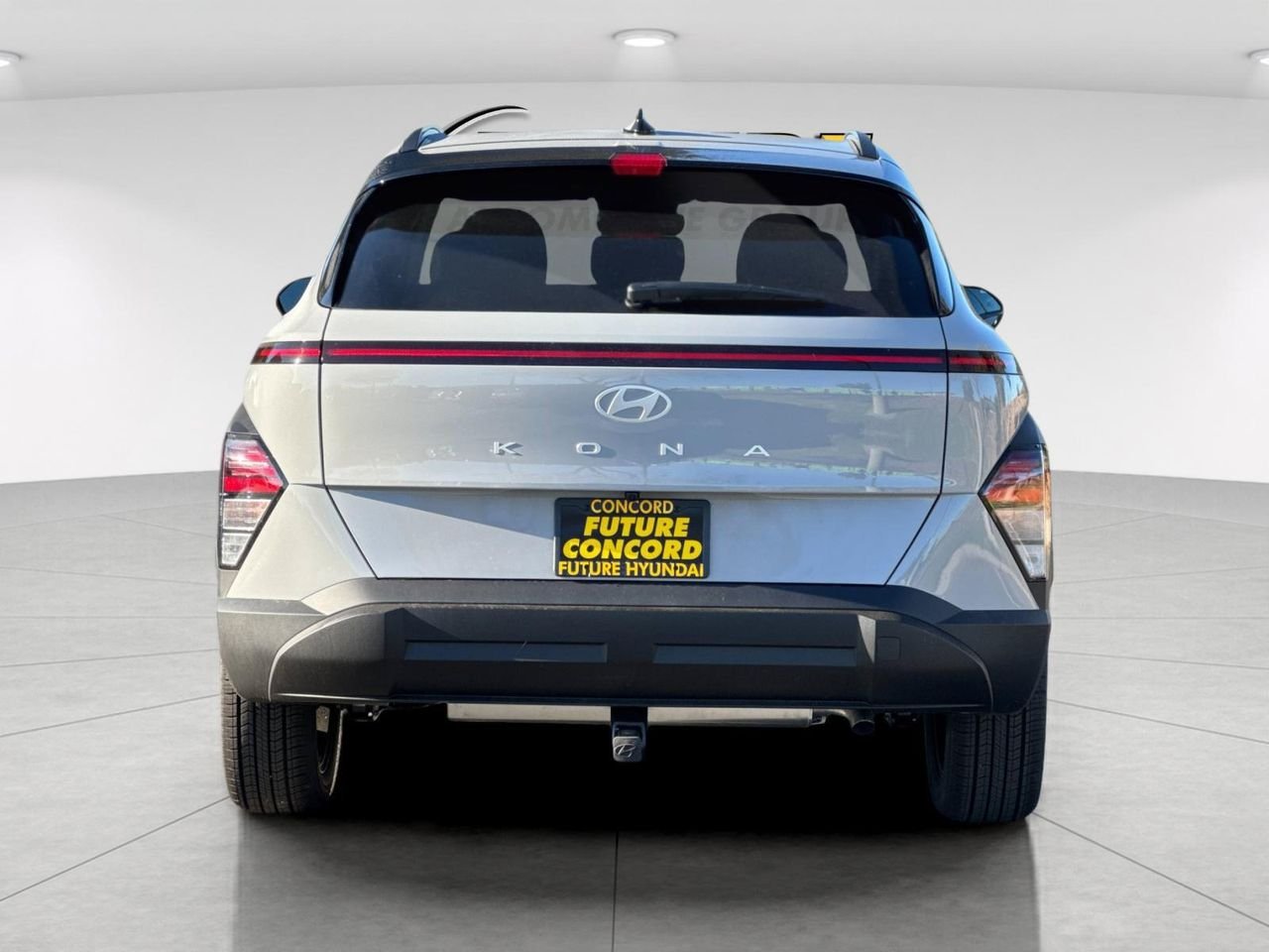 New 2027 Gray Hyundai SEL Sport FWD image 4