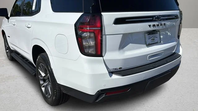 Used 2023 Summit White Chevrolet Z71 image 39