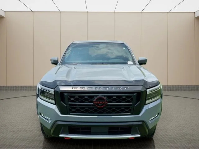 Used 2024 Gray Nissan PRO-X image 20