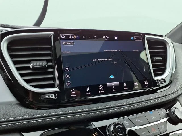 Used 2025 Black Chrysler Limited image 25