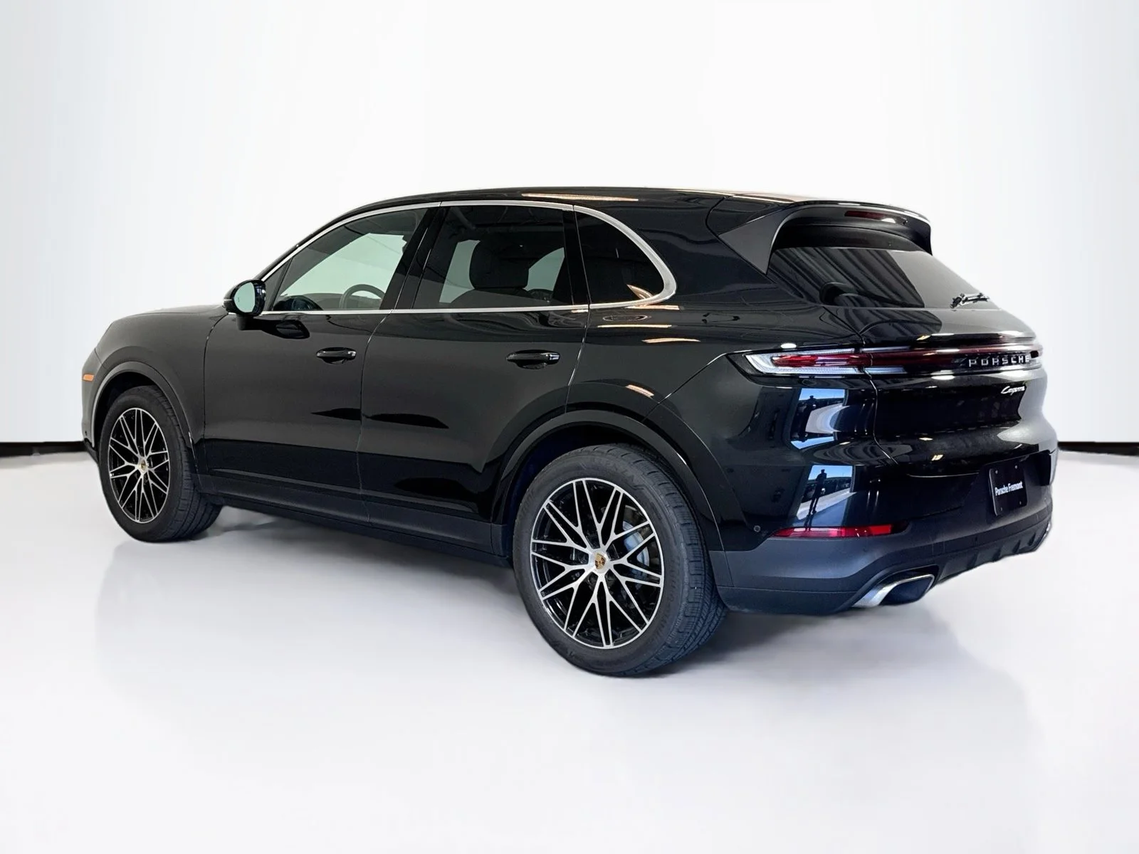 Certified Used 2025 Chormite Black Porsche  image 3