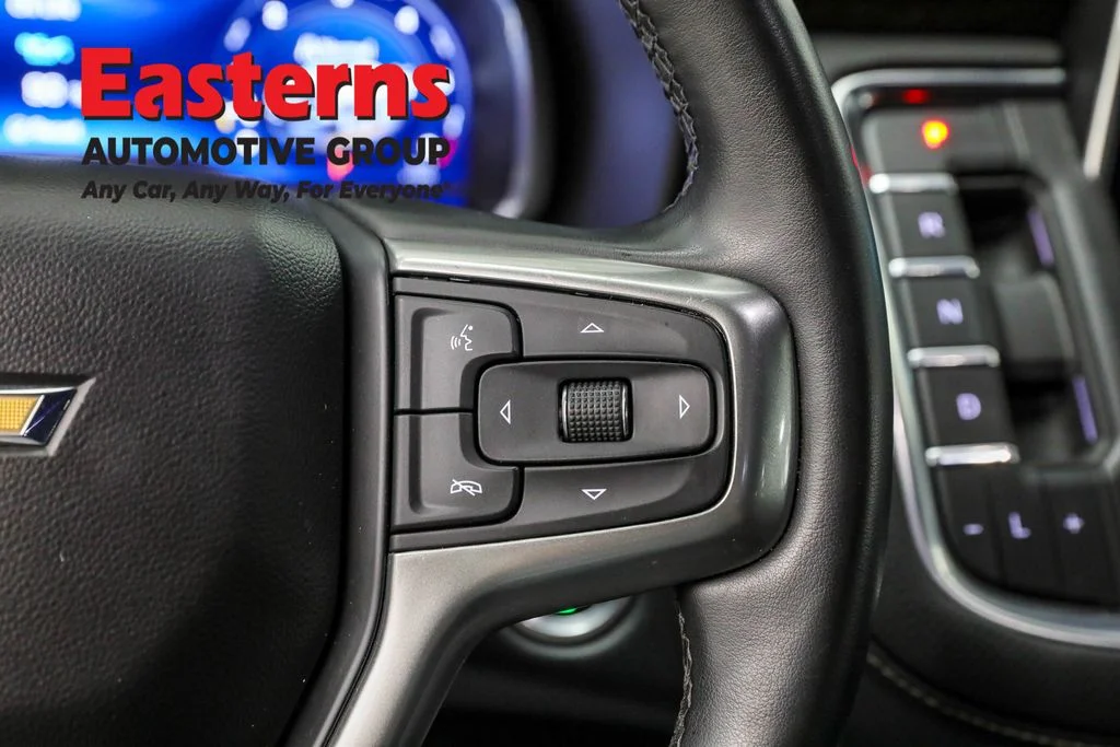 Used 2023 Gray Chevrolet Premier image 18