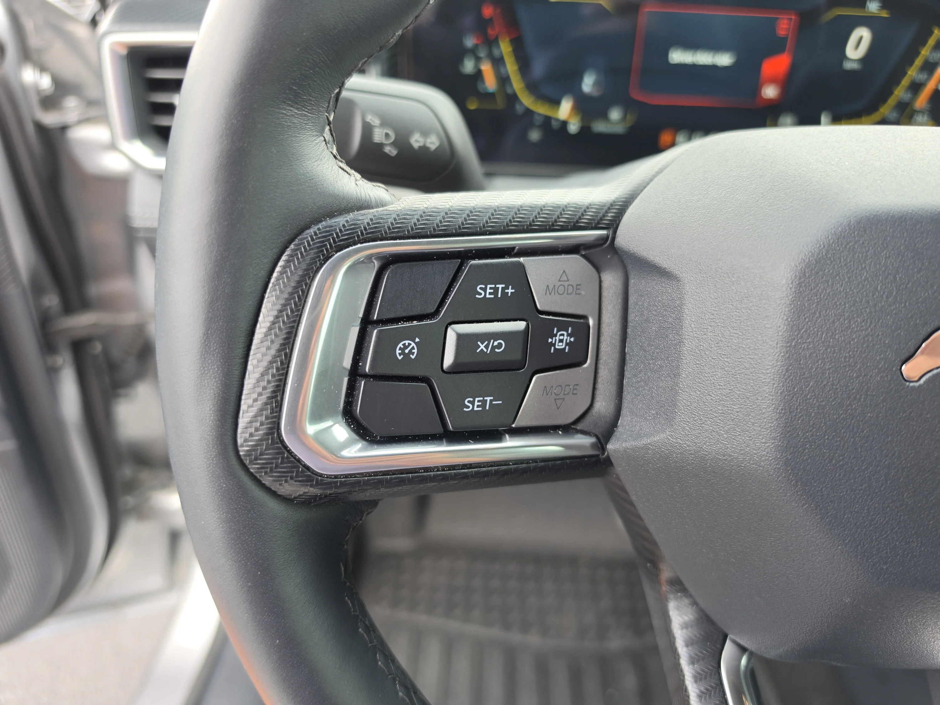 Used 2024 Silver Metallic Ford EcoBoost Premium image 31