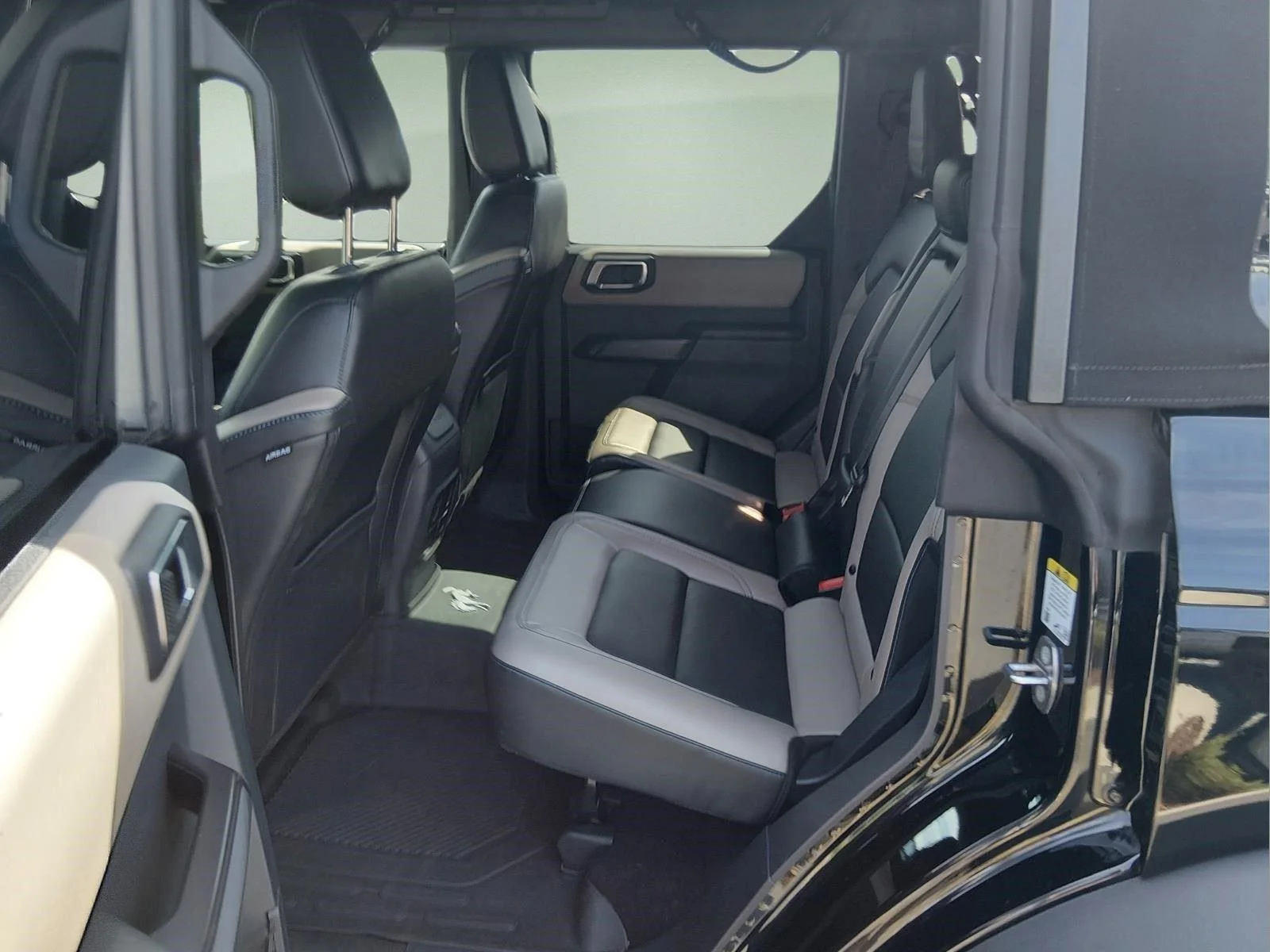 Used 2024 Shadow Black Ford Wildtrak image 18