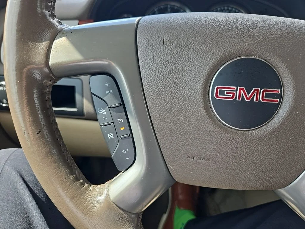 Used 2014 White GMC SLT 1500 image 13
