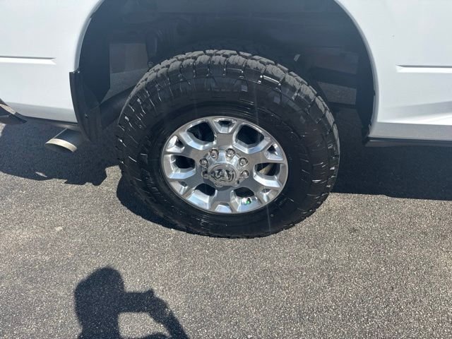 Used 2024 White Ram Laramie image 9