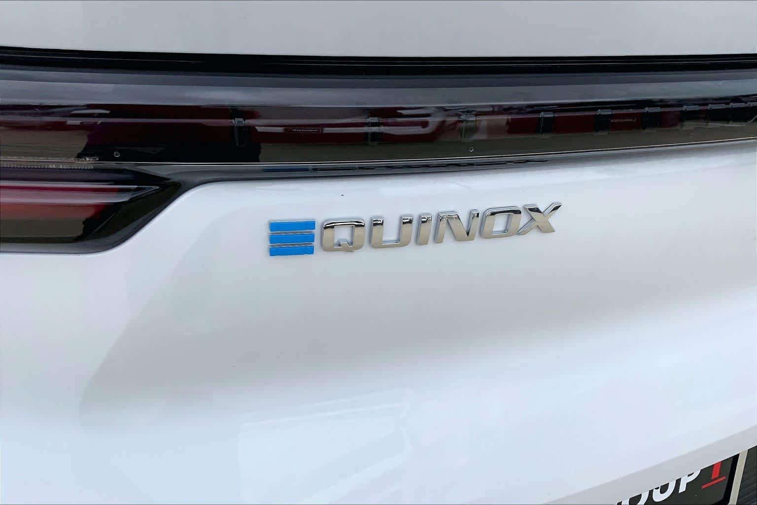 New 2026 Summit White Chevrolet LT image 15