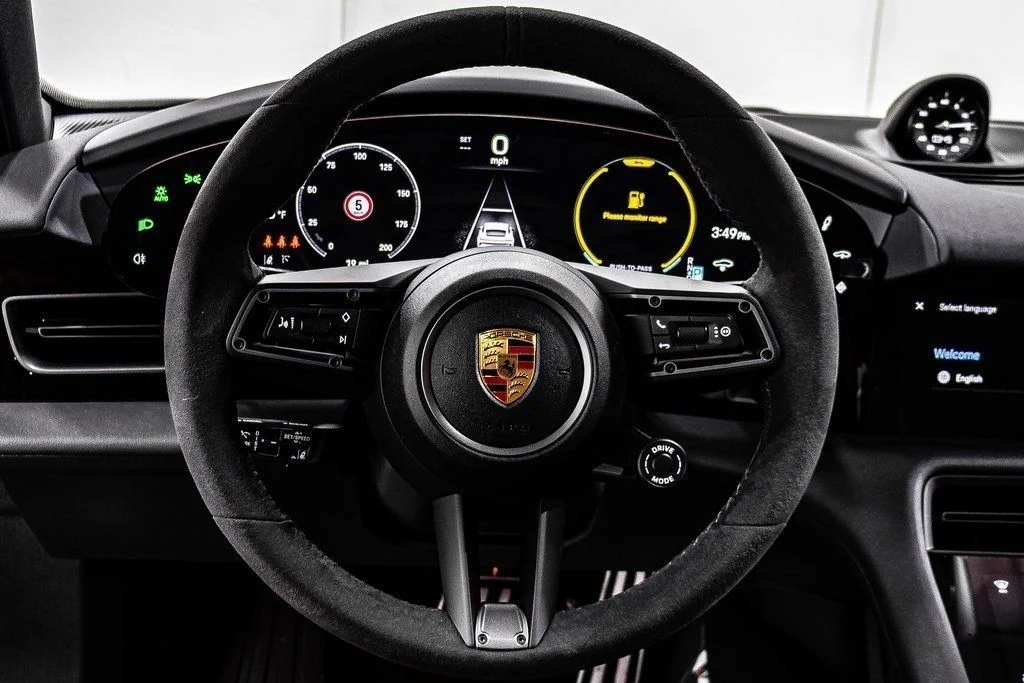 2025 Porsche Taycan S - Photo 14