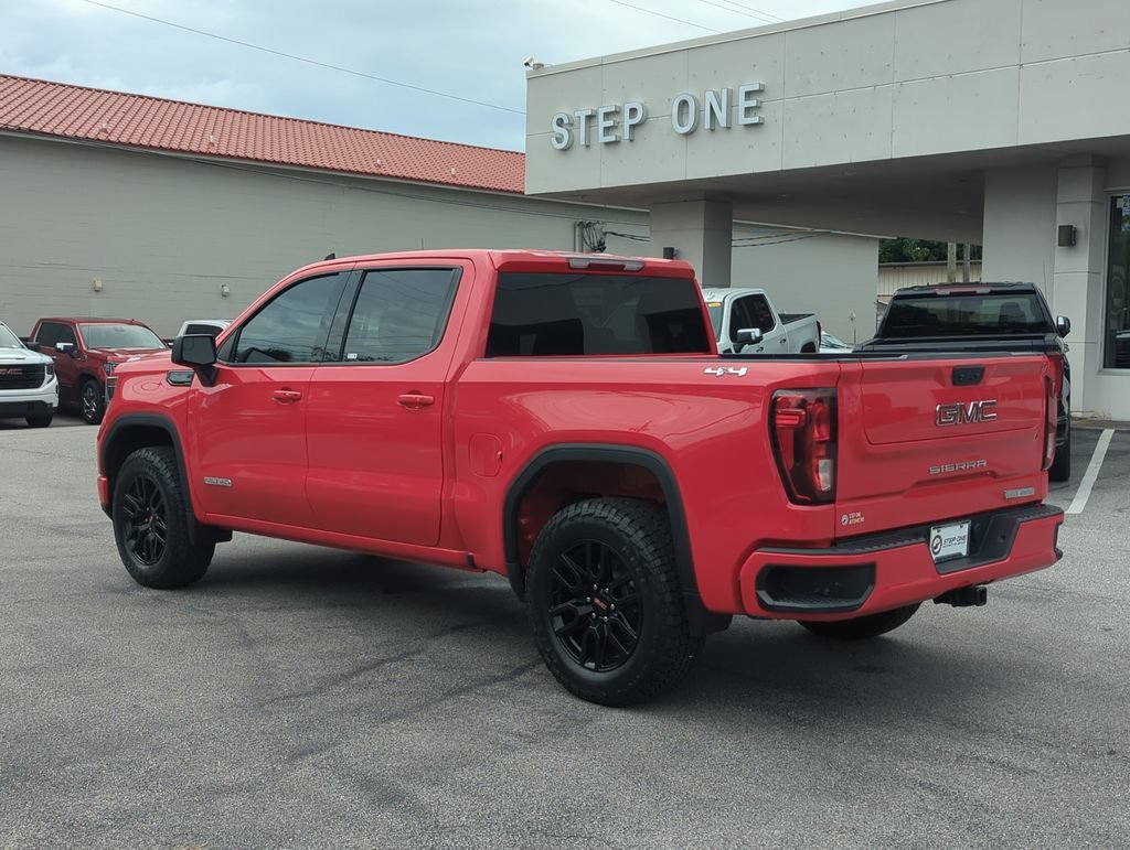 Used 2022 Cardinal Red GMC Elevation image 4