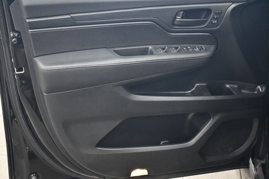 2023 Honda Odyssey EX-L - Photo 16