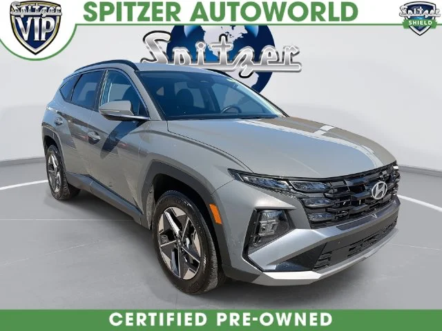 Used 2025 Gray Hyundai SEL Convenience image 1