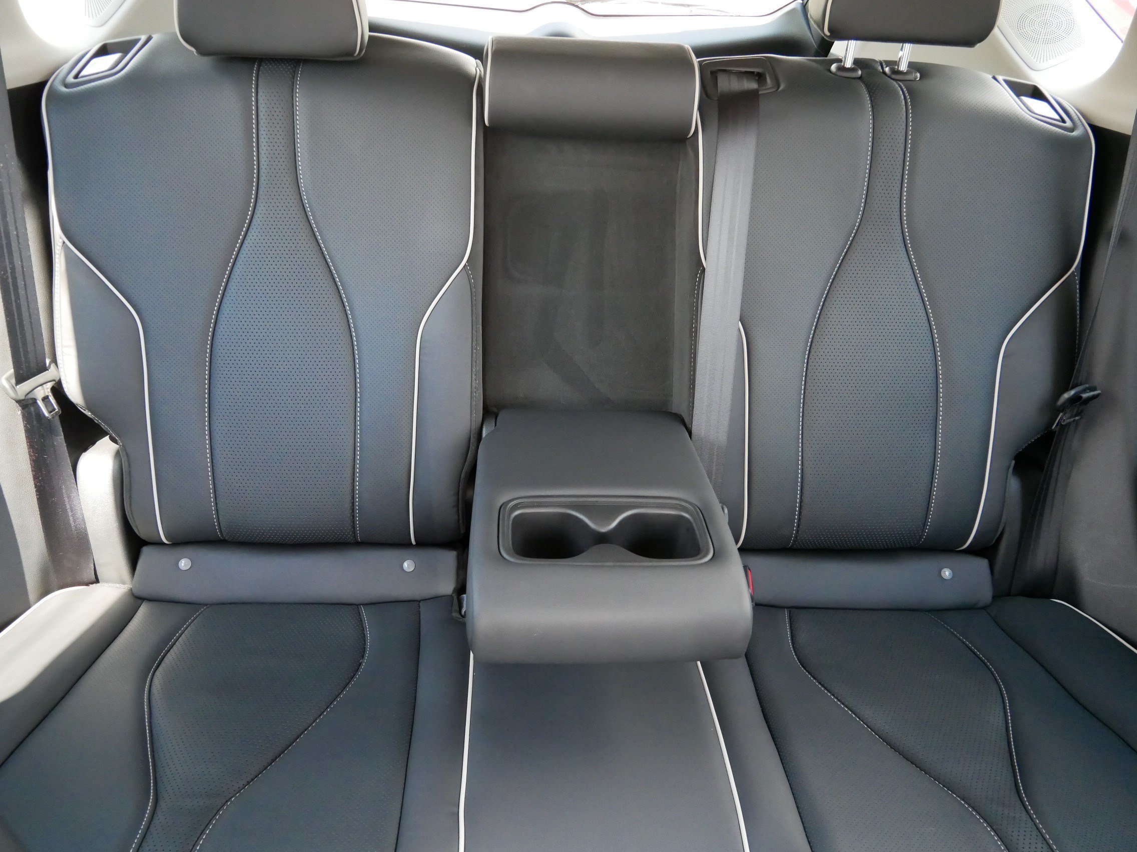 Used 2025 Majestic Black Pearl Acura w/Advance Package image 13