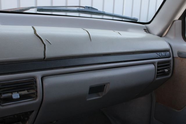 Used 1996 White Ford XL image 18