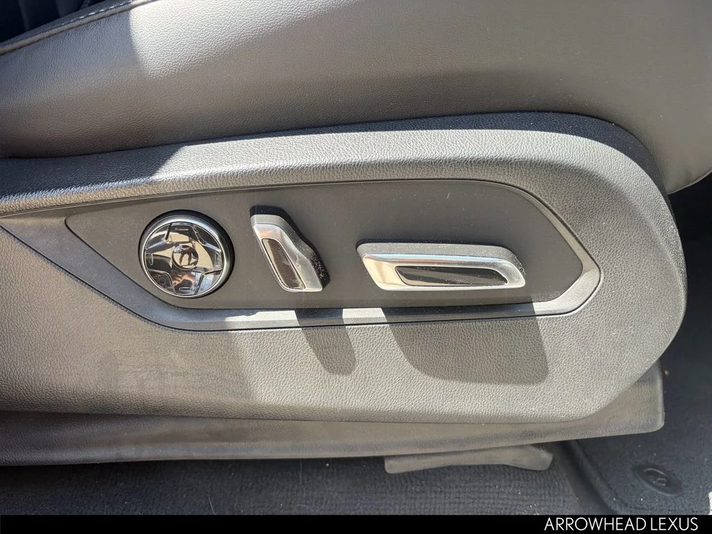 Used 2025 White Acura Technology Package image 32