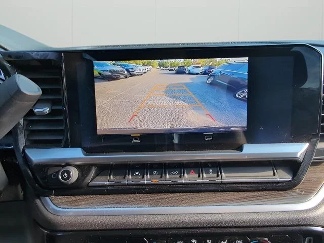 Used 2022 Black Chevrolet LT image 27