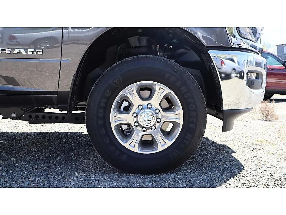 New 2025 Granite Crystal Metallic Clear-Coat Exterior Paint RAM Big Horn image 24