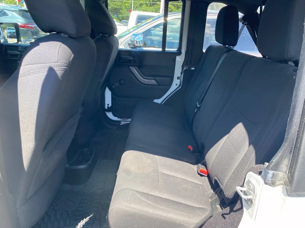 Used 2017 White Jeep Unlimited Sport image 5