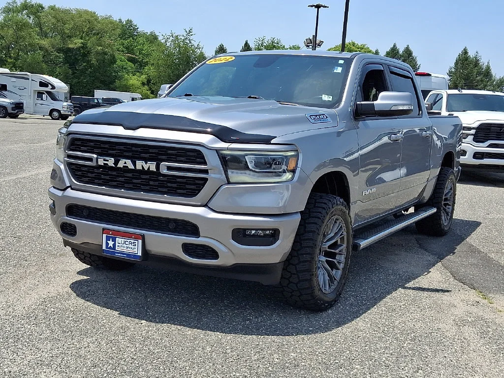 Used 2022 Billet Silver Metallic Clearcoat Ram Big Horn image 5
