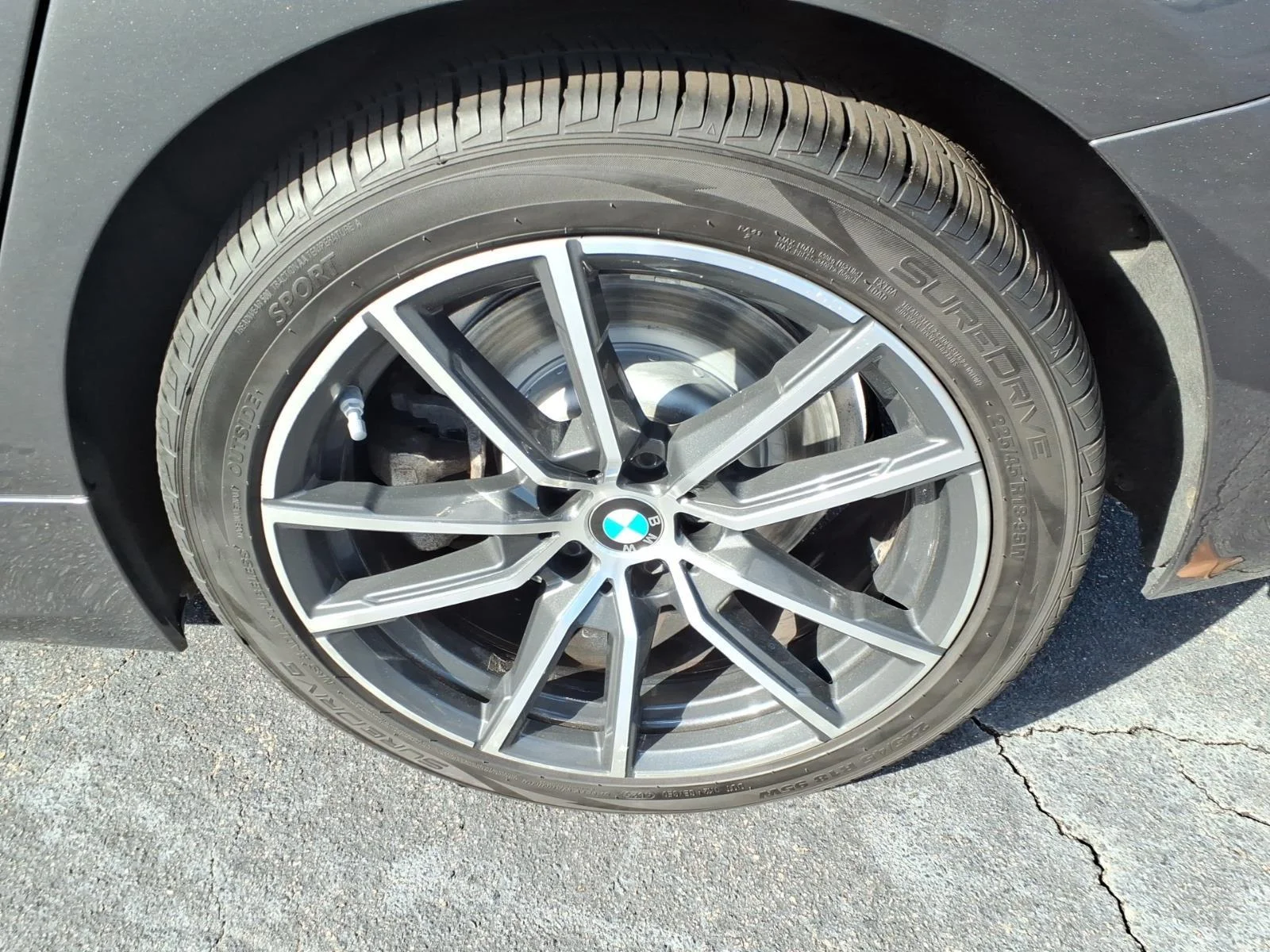 Used 2020 Mineral Gray Metallic BMW 330i xDrive image 16
