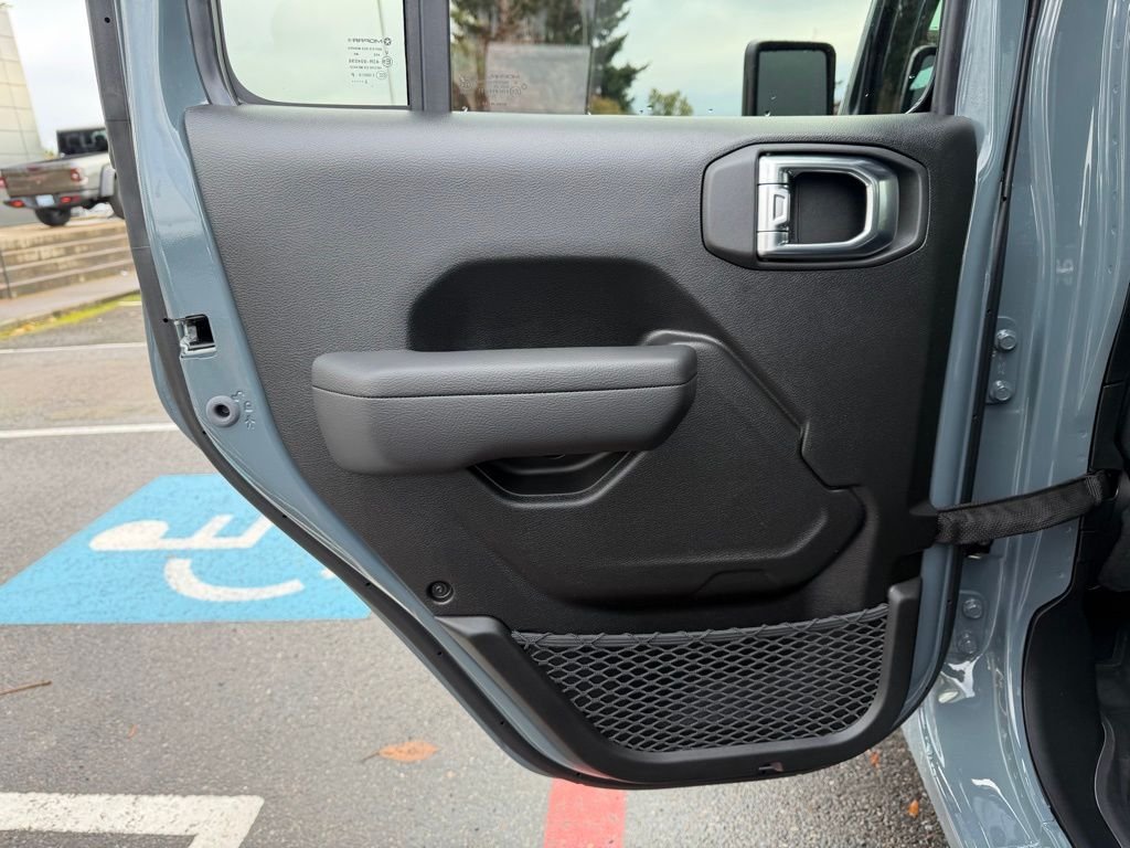 New 2026 Anvil Clearcoat Jeep Sport S image 27