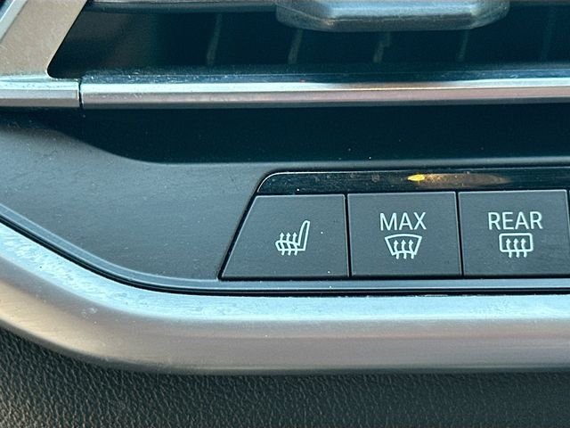 Used 2022 Blue BMW xDrive40i image 20